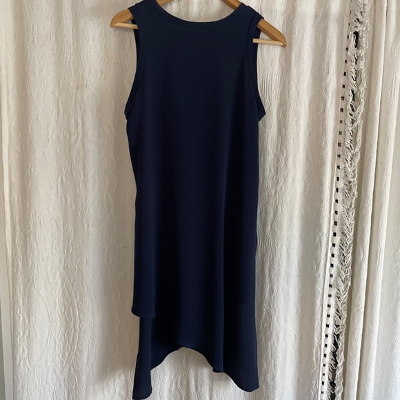 Spense Asymmetric Sleeveless Tunic - Picture 2 of 6
